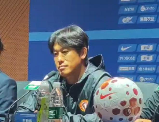 称没义务传给C罗！孔塞桑社媒被冲：你哪位啊